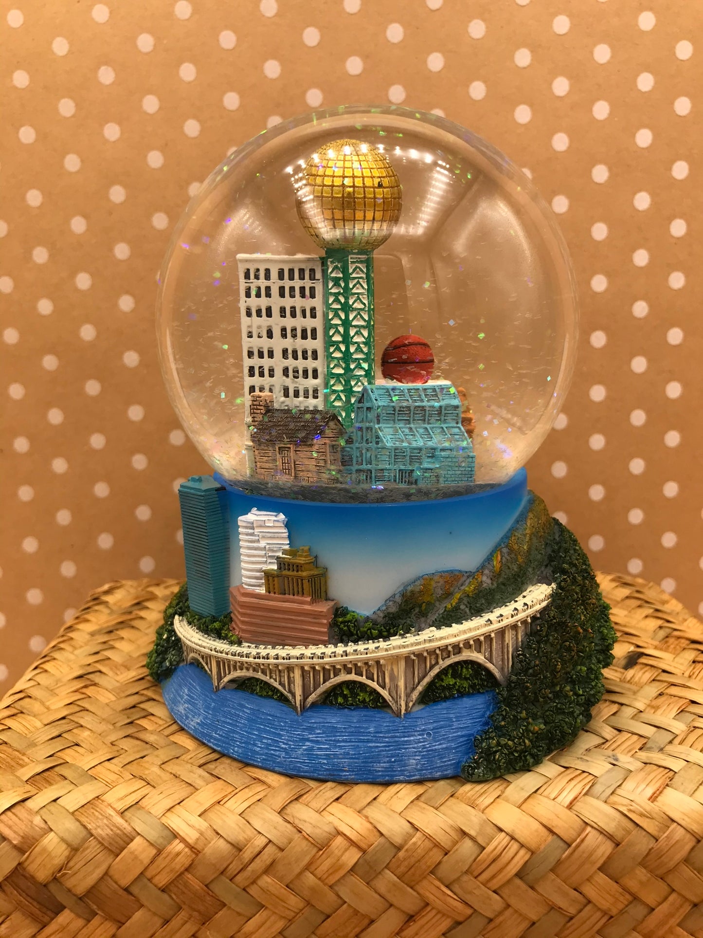 Visit Knoxville Snow Globe